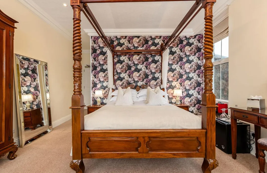 Wheatlands Lodge-Windermere - Award Winning - Adult Only - Free Car Park-1