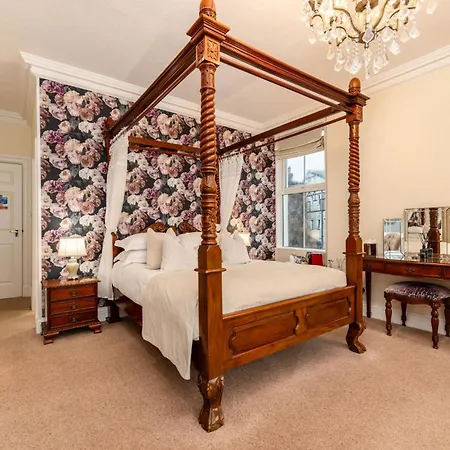 Wheatlands Lodge-Windermere - Award Winning - Adult Only - Free Car Park-3